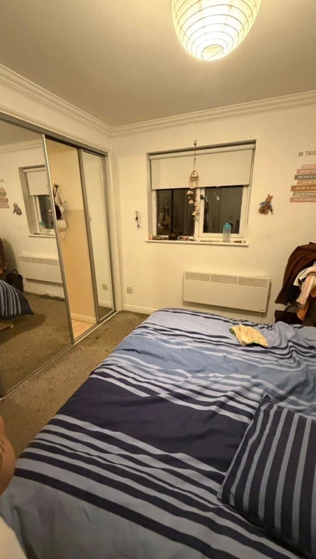Room Riverview Gardens in Glasgow