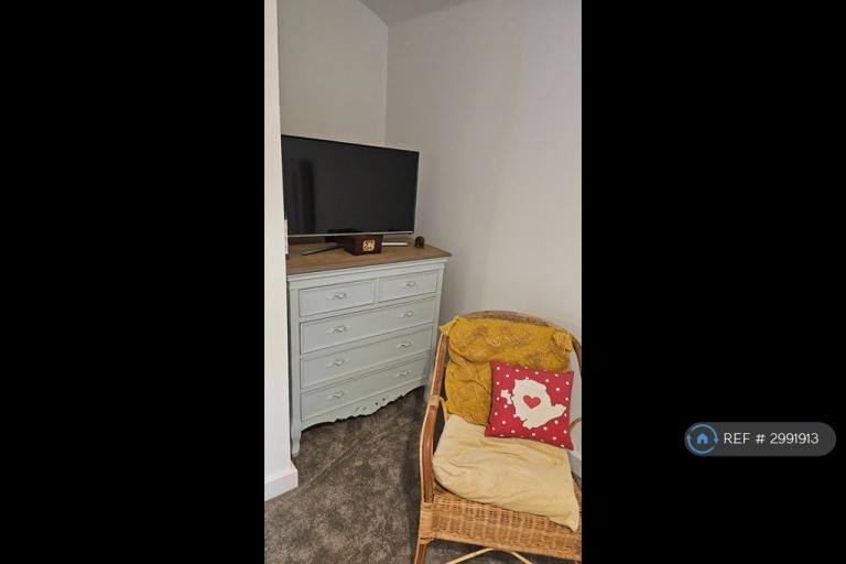Room Coare Street in Macclesfield