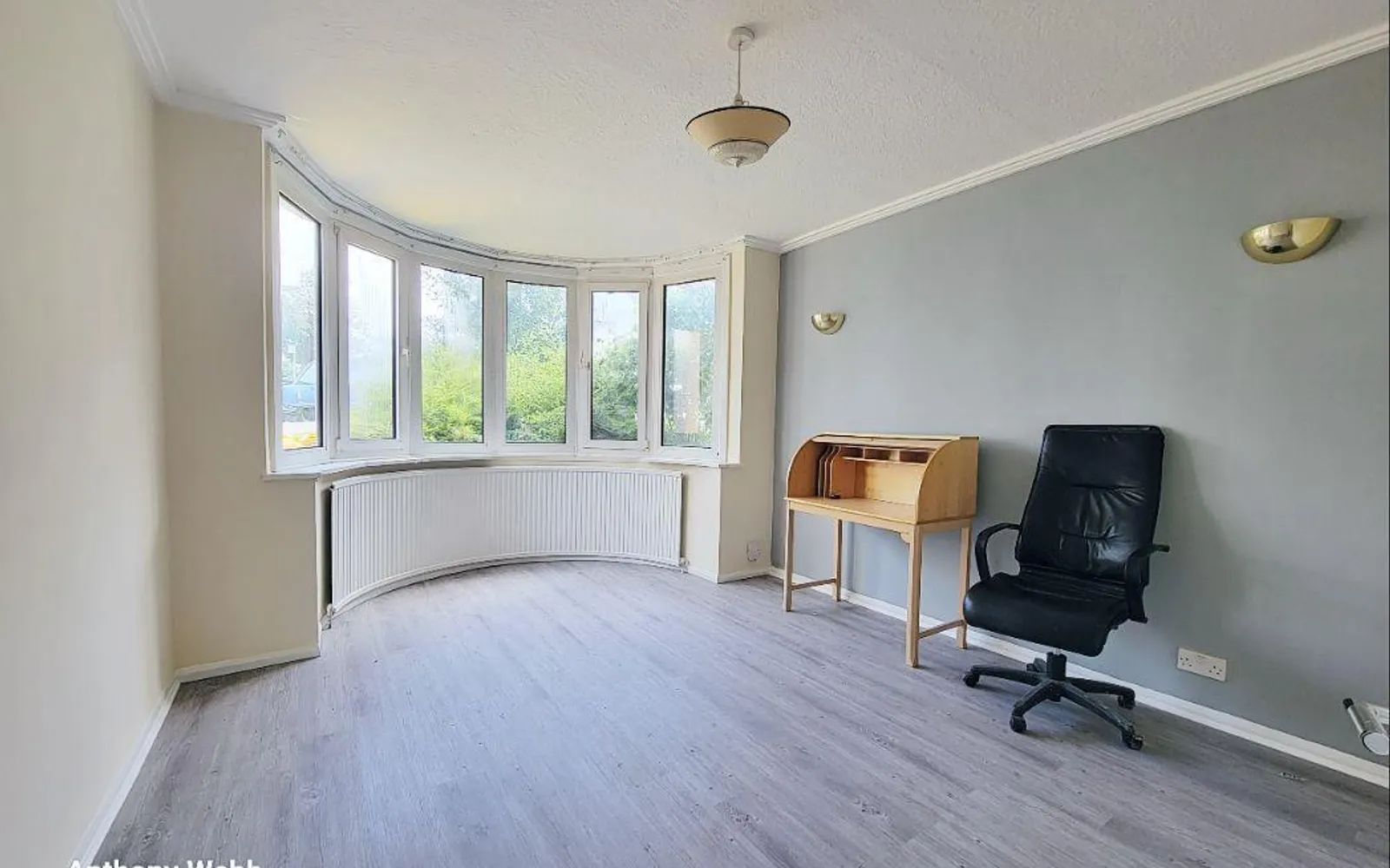 House Petersfield Close in Greater London