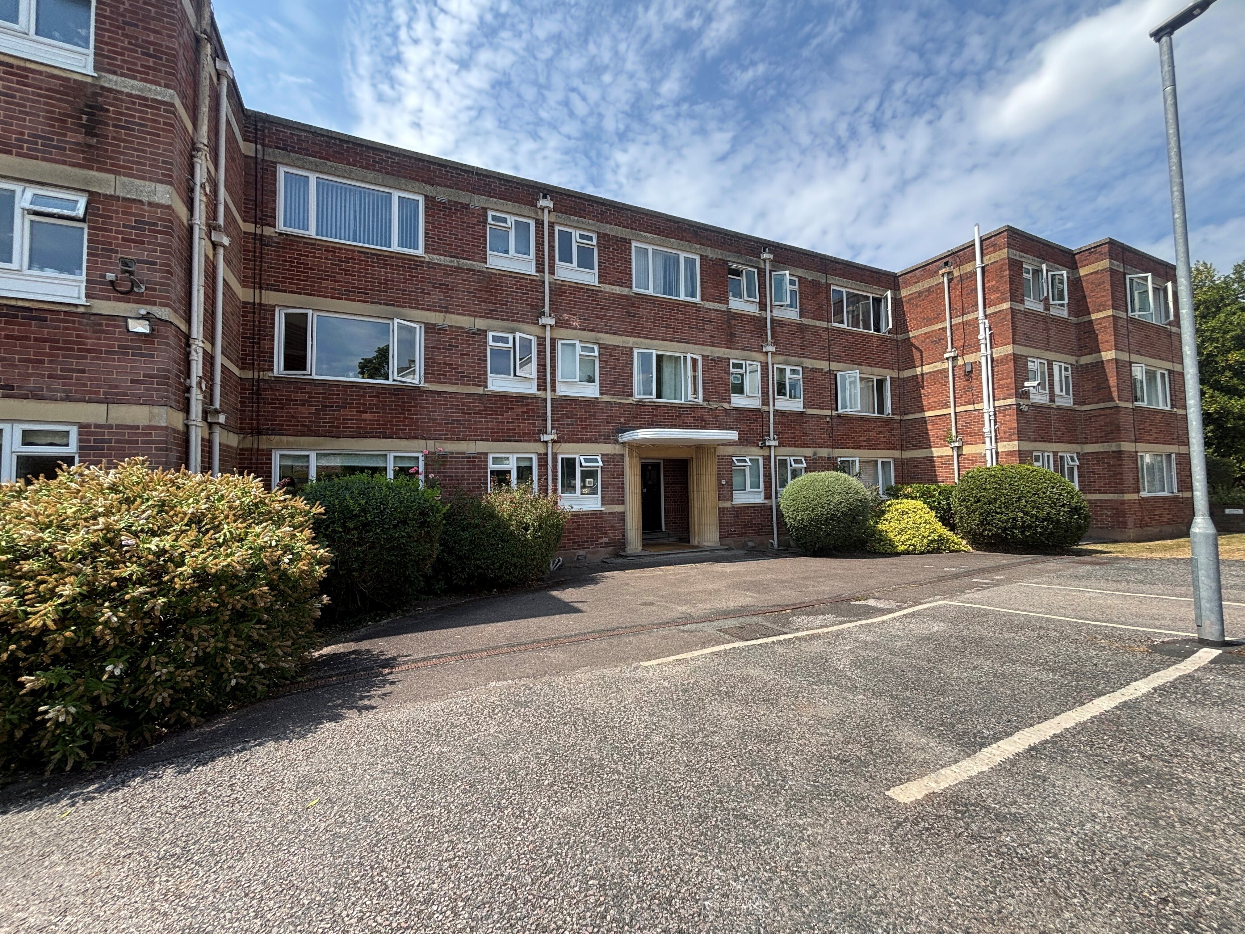 Flat Mount Radford Crescent in Exeter