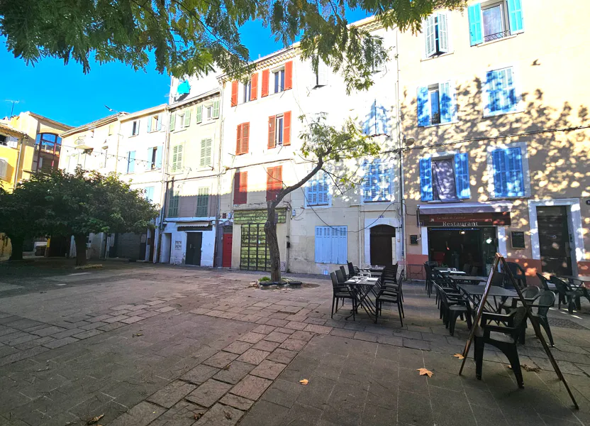 Room Place Joseph Rau in Aubagne