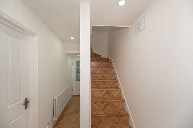 Room Bloom Grove in Greater London
