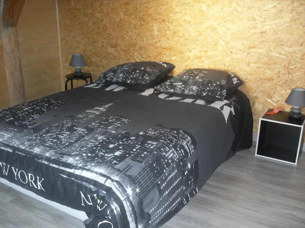 House Route de Rocherols in Saint-Julien-Chapteuil
