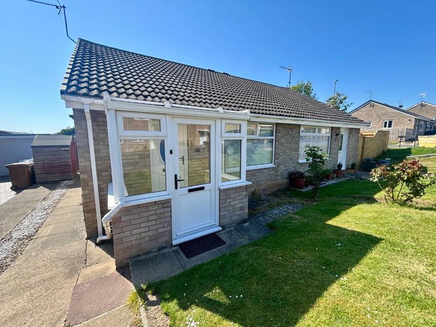 House Balmoral Close in Bridlington