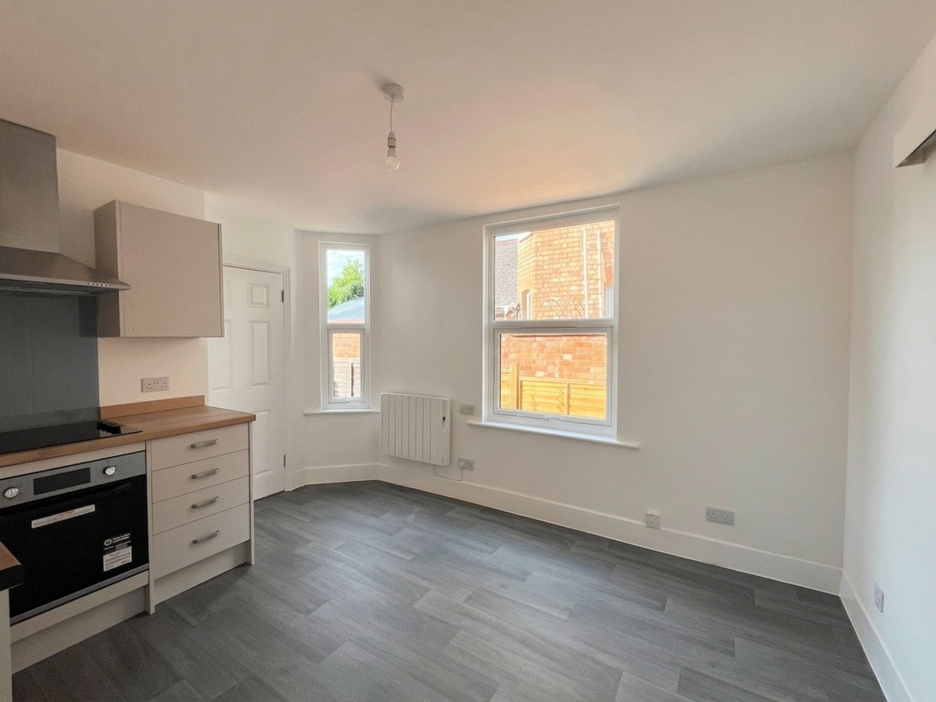Flat Burford Road in Wychavon