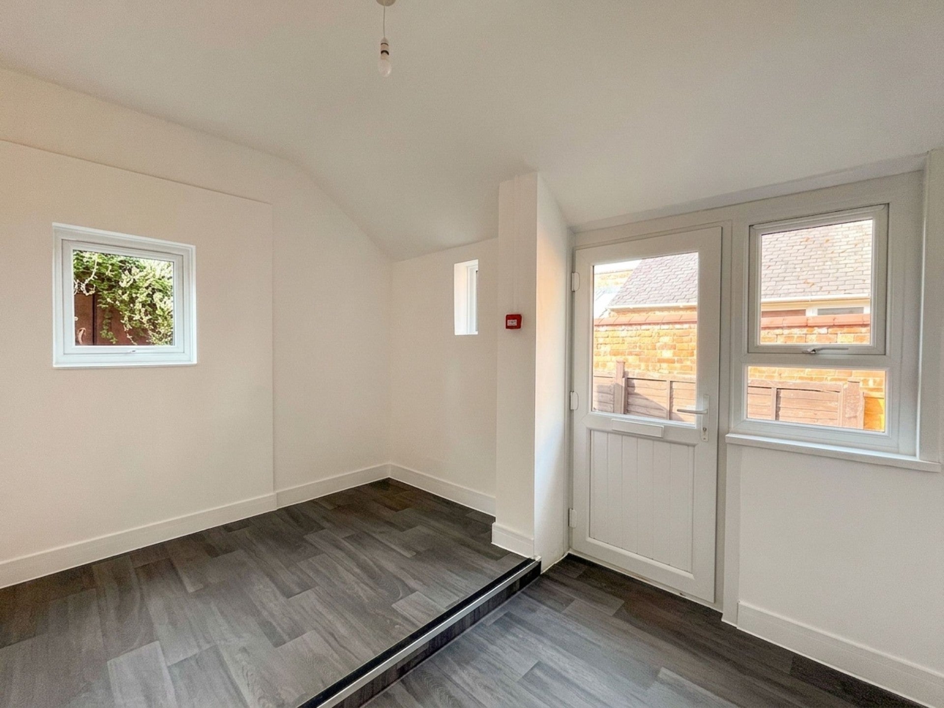 Flat Burford Road in Wychavon