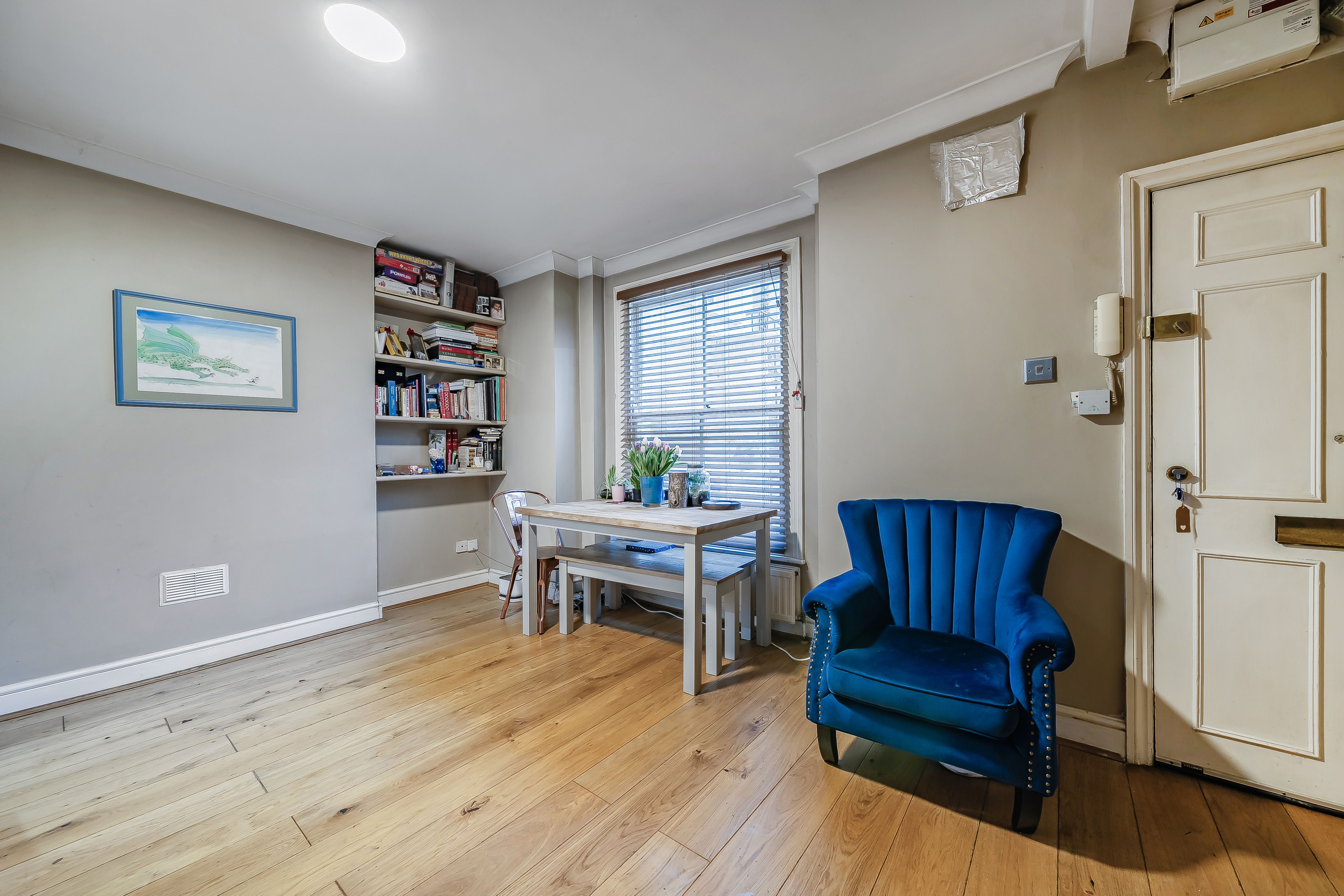 Flat Belgrave Gardens in City of Westminster