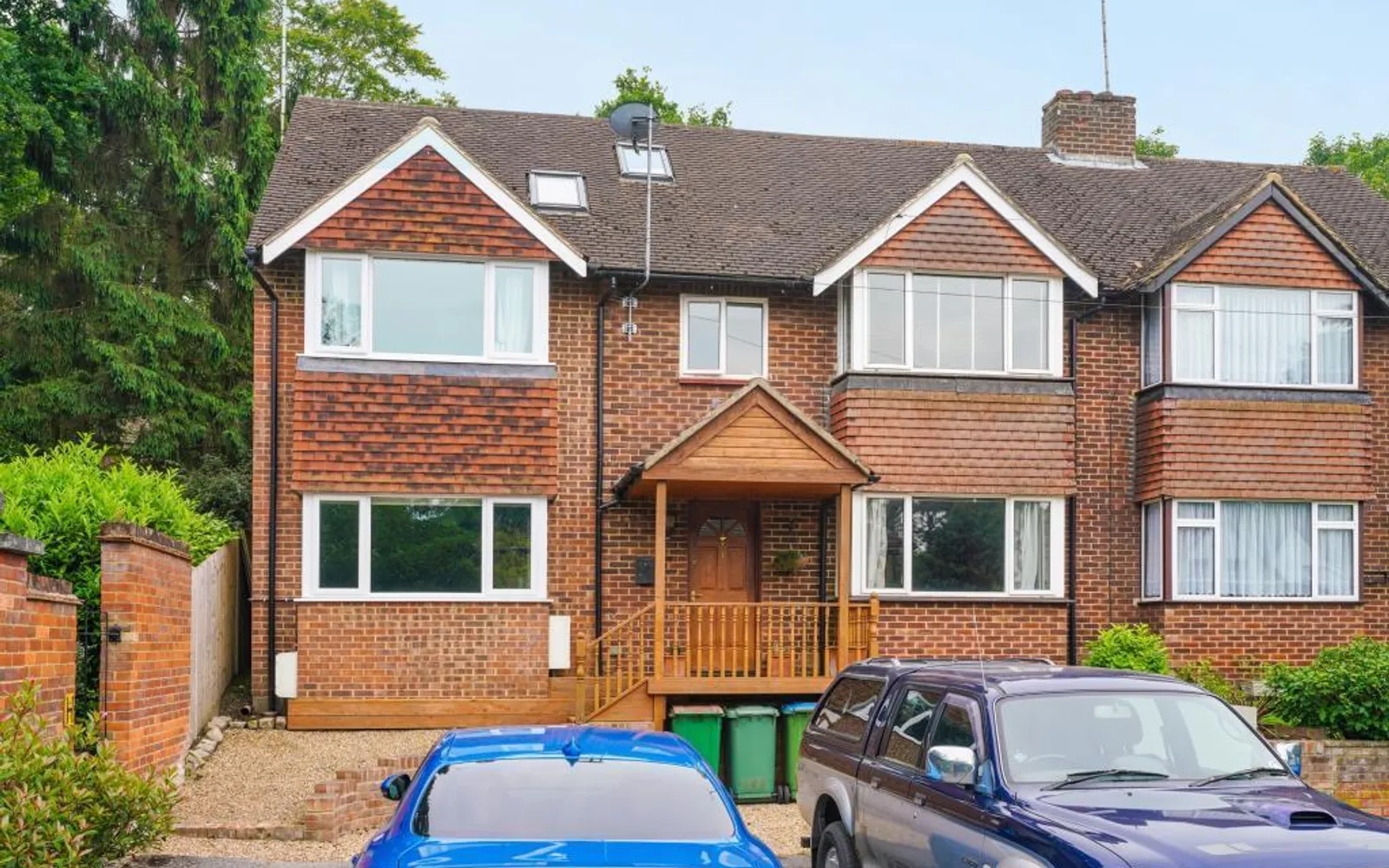 Room Hadley Place in Elmbridge