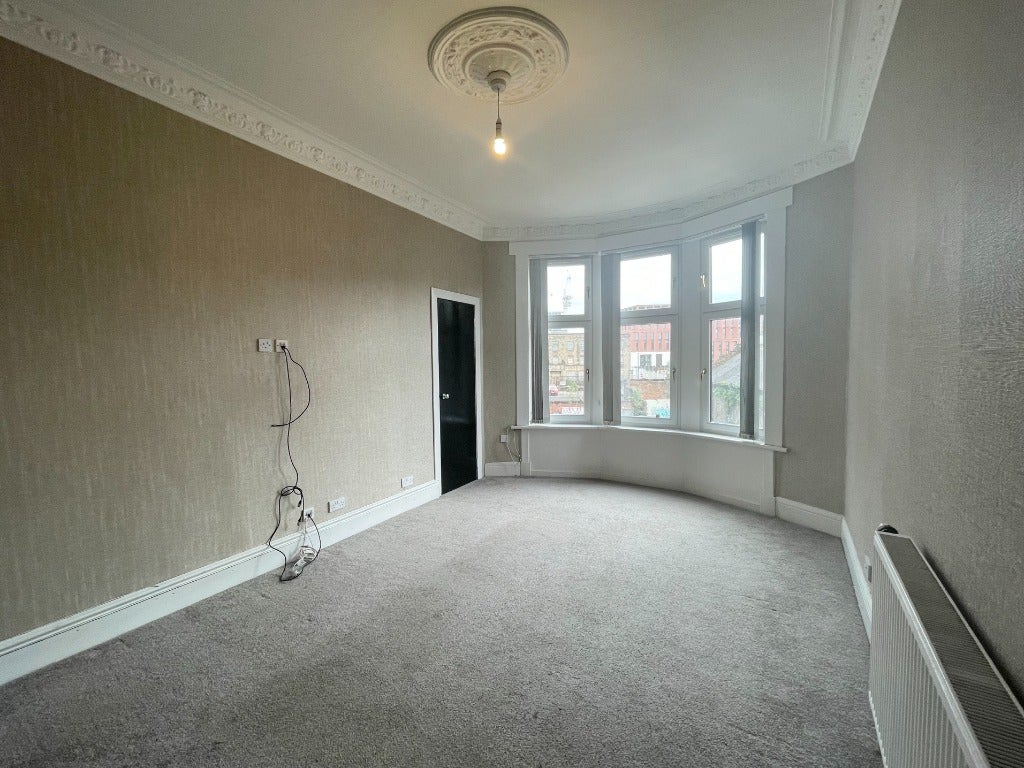 Flat Byres Road in Glasgow