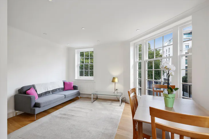 Flat Ebury Street in City of Westminster