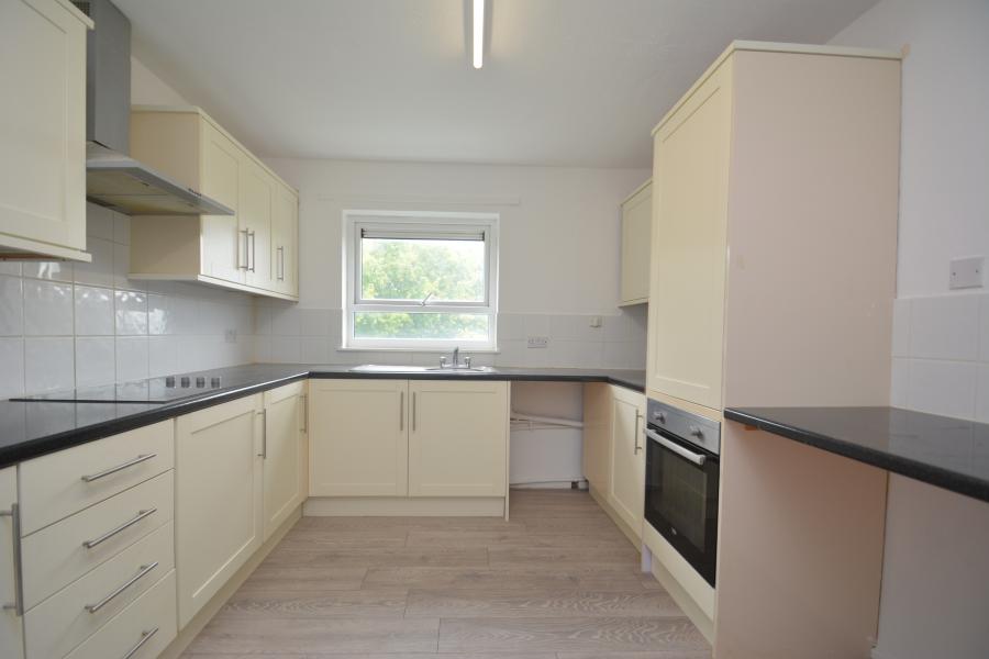 Flat Brookside Avenue in Dawley