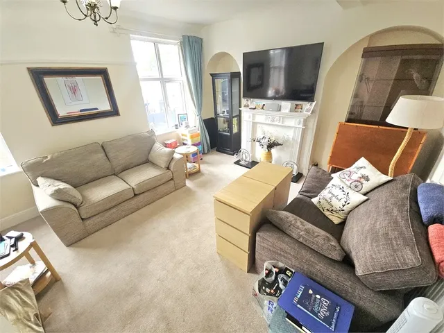Flat Broadway West in Southend-on-Sea
