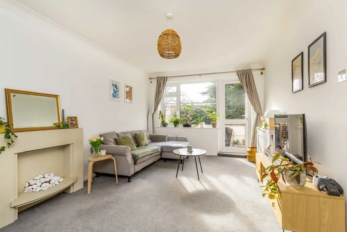 Flat Elton Close in Greater London