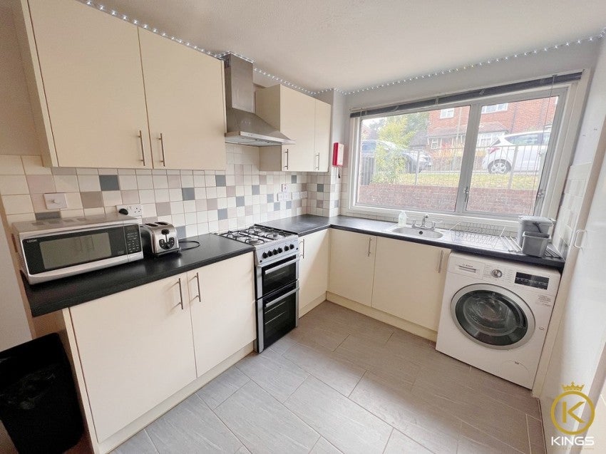 Flat Cabell Road in Guildford