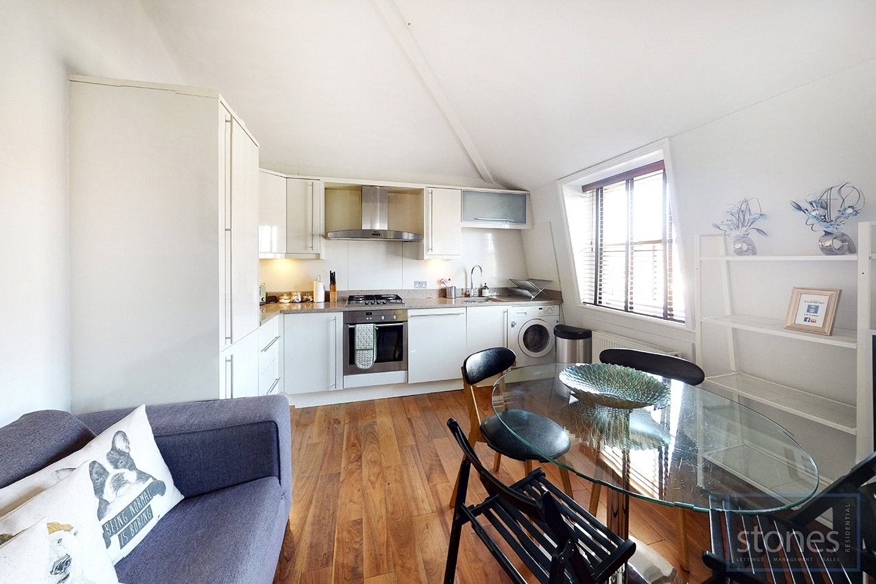 Flat Albany Street in Greater London