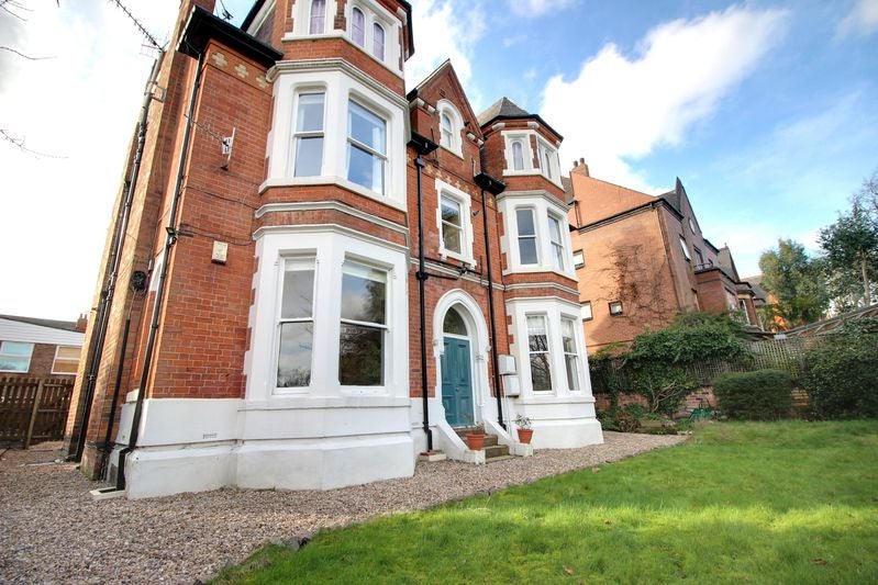 Flat Hucknall Road in Nottingham