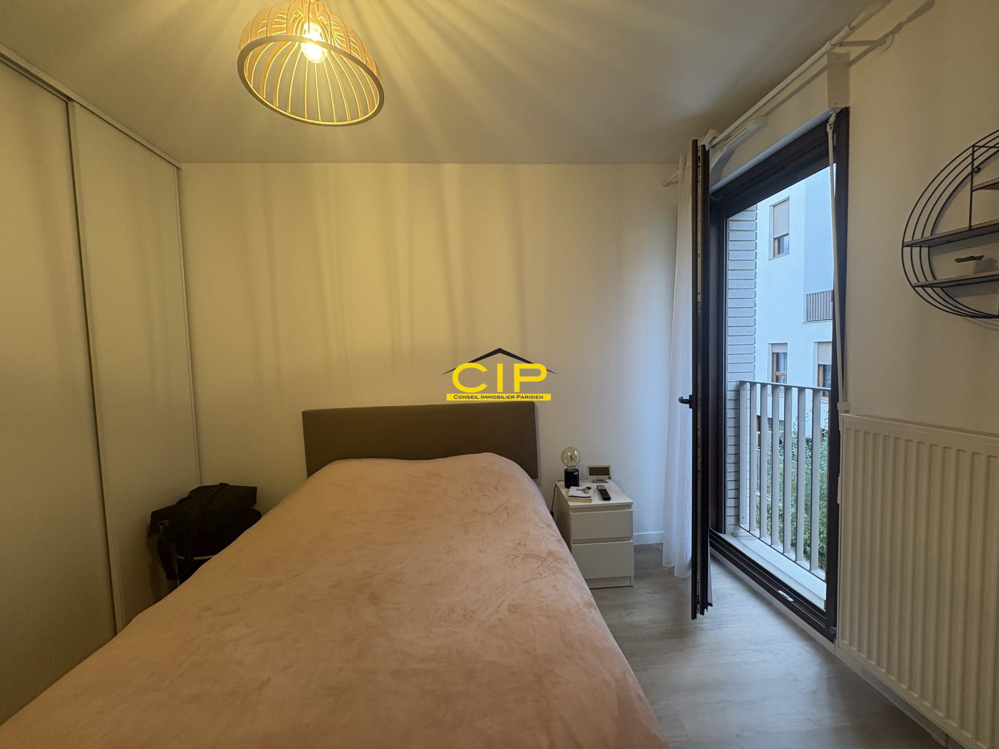 Chambre Allée Lucie Wynen à Montreuil