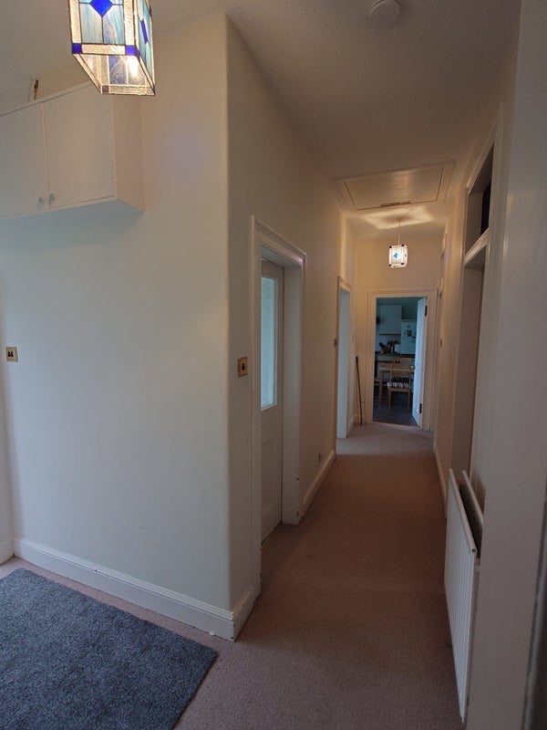 Room Edinburgh Road in Penicuik