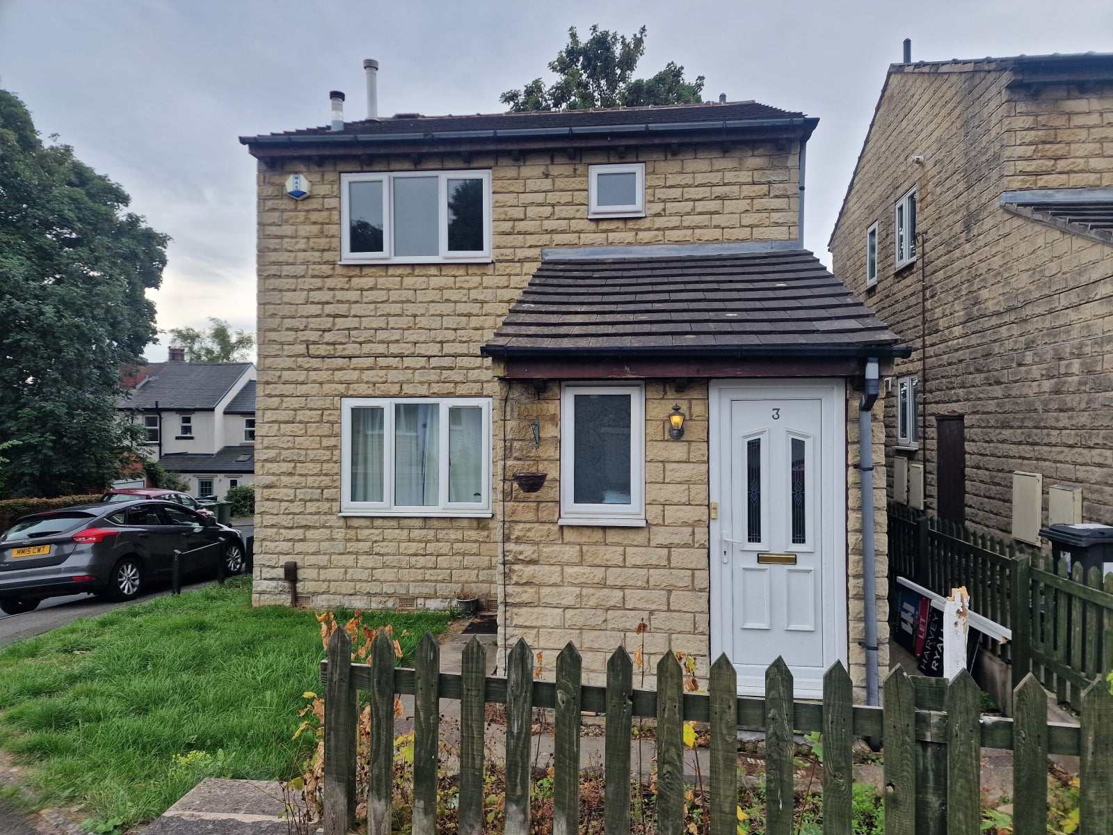 Flat Portland Close in Huddersfield