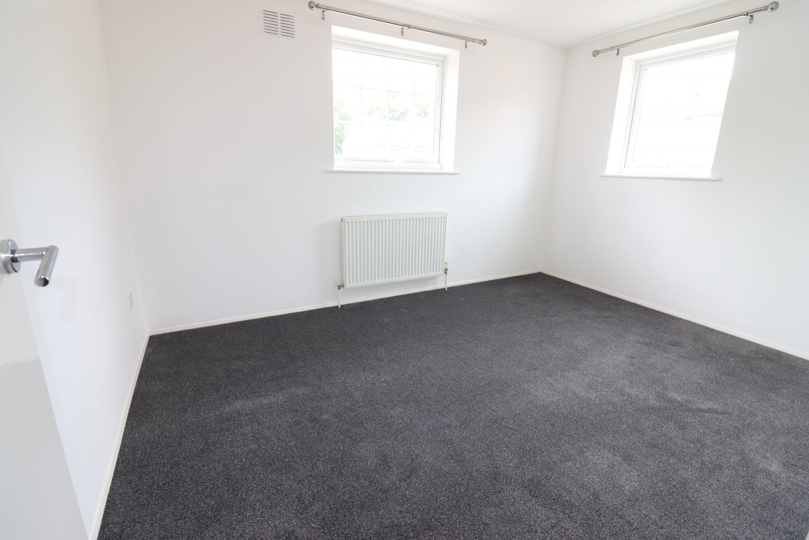 House Felton Close in Luton
