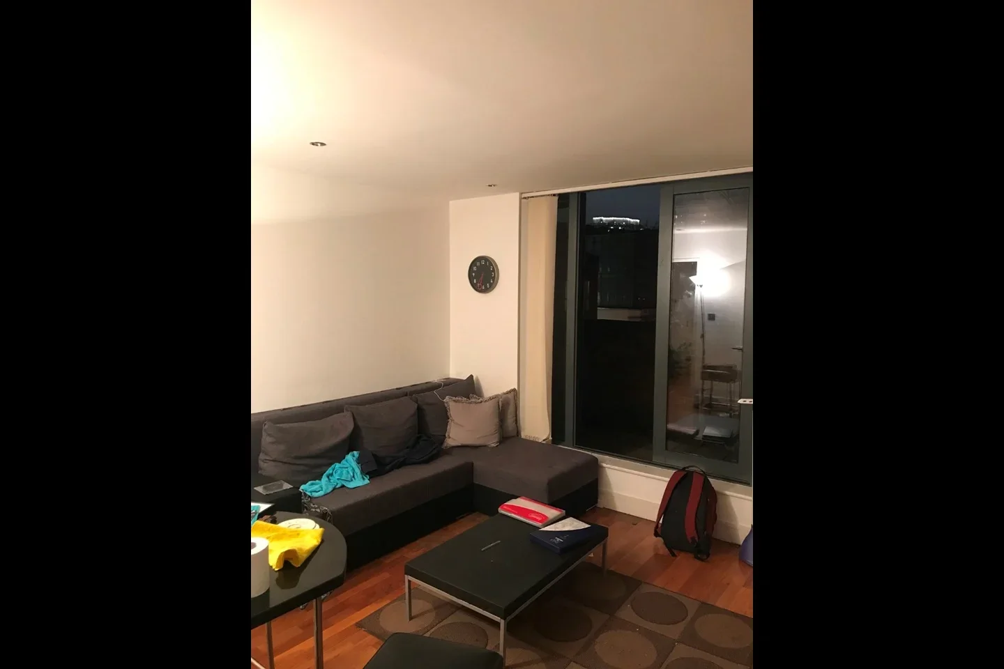 Flat Hoxton Square in Greater London