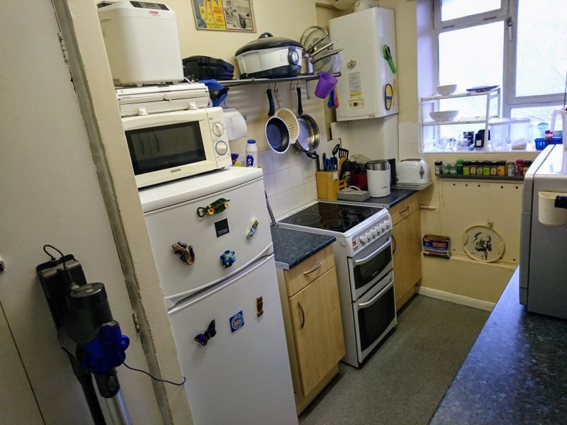 Room Popham Road in Greater London