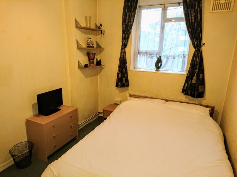 Room Popham Road in Greater London