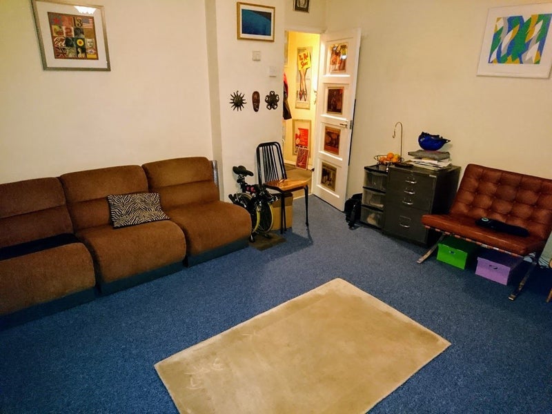 Room Popham Road in Greater London