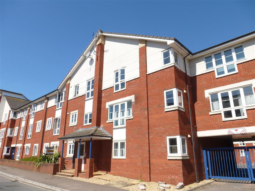 Flat Acland Road in Exeter