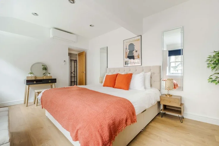 House Devonshire Mews West in City of Westminster