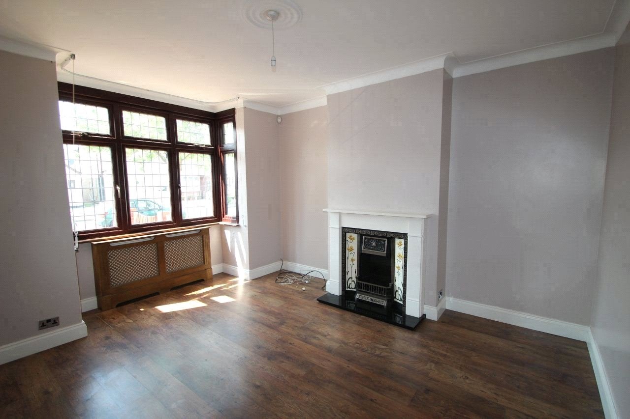 House Grenfell Avenue in Greater London