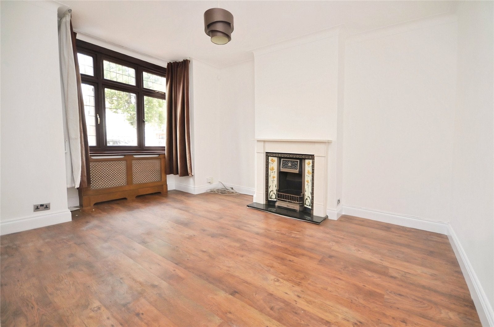 House Grenfell Avenue in Greater London