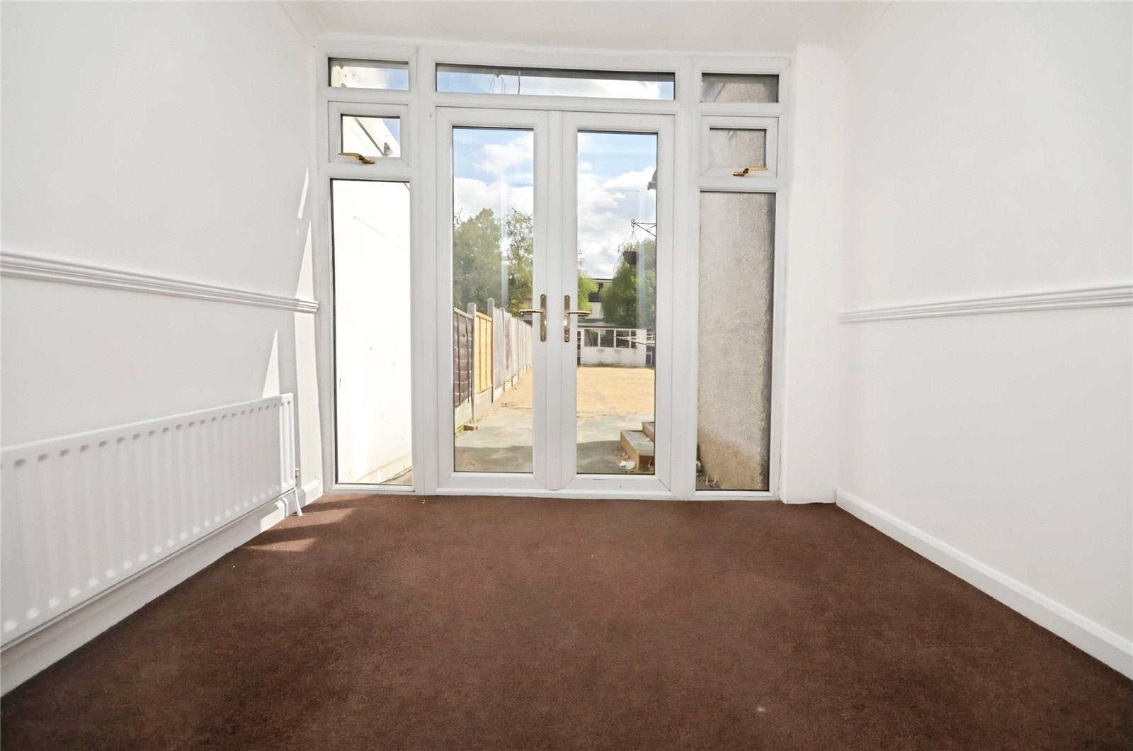 House Grenfell Avenue in Greater London