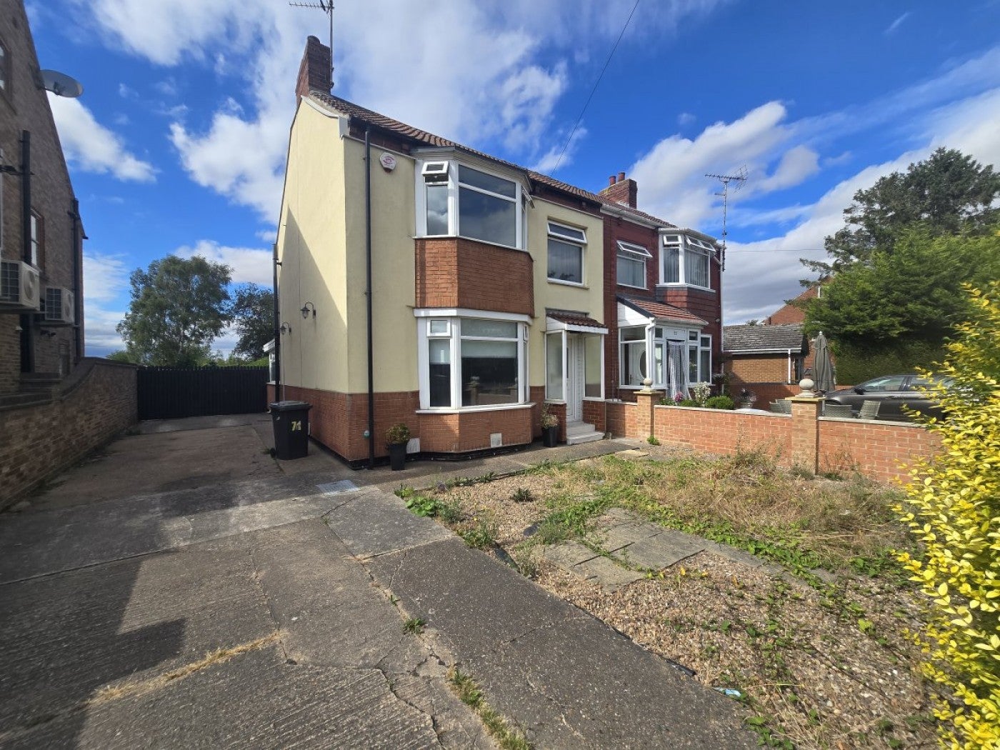House Hall Villa Lane in Doncaster