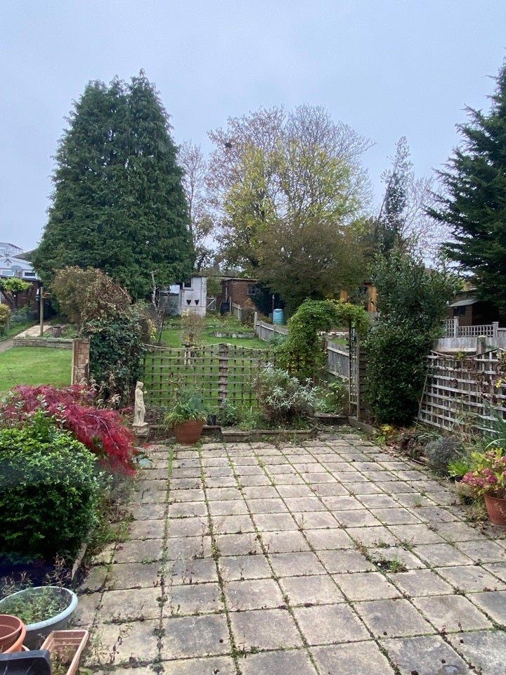 House Chipstead Valley Road in Greater London
