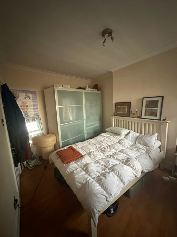 Room Balham Hill in Greater London