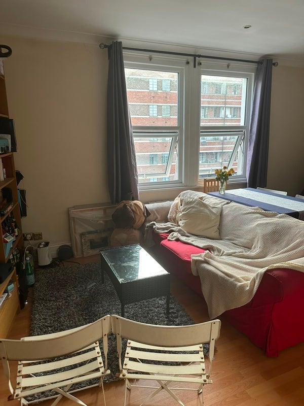 Room Balham Hill in Greater London