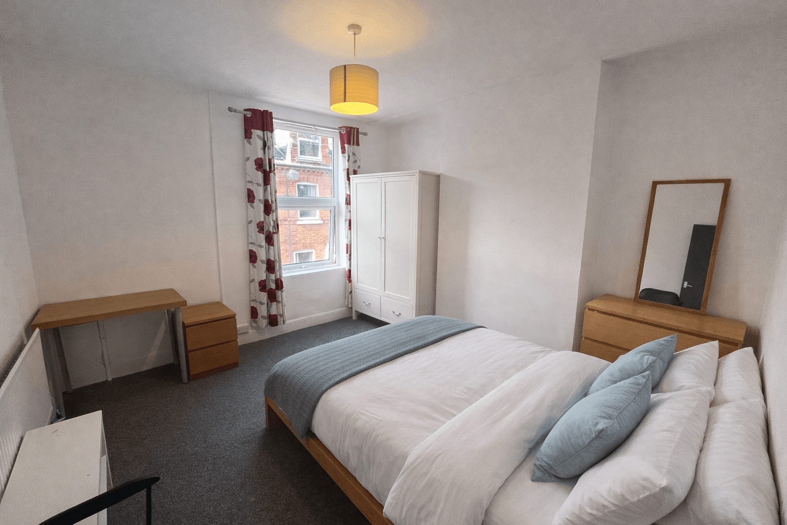 Room Mettham Street in Nottingham