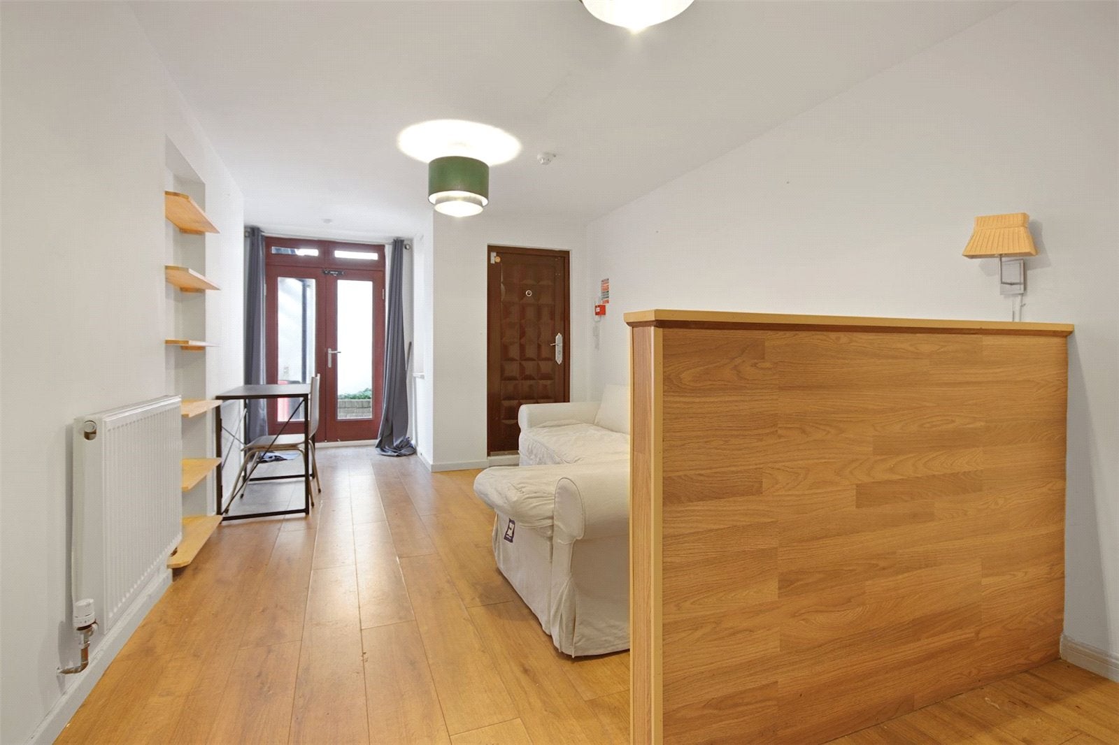 Flat Dawes Road in Greater London