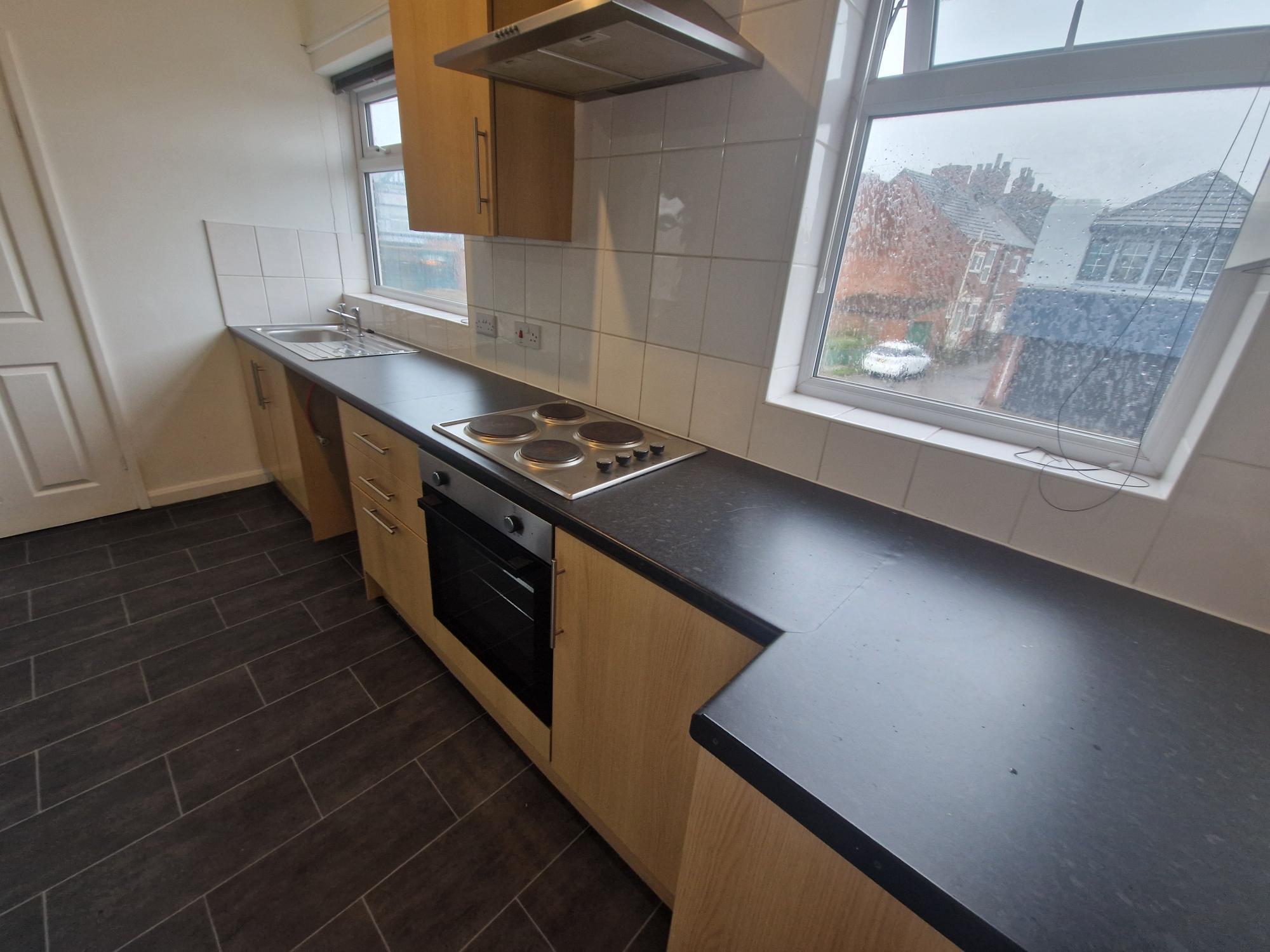 Flat Pontefract Road in Wakefield