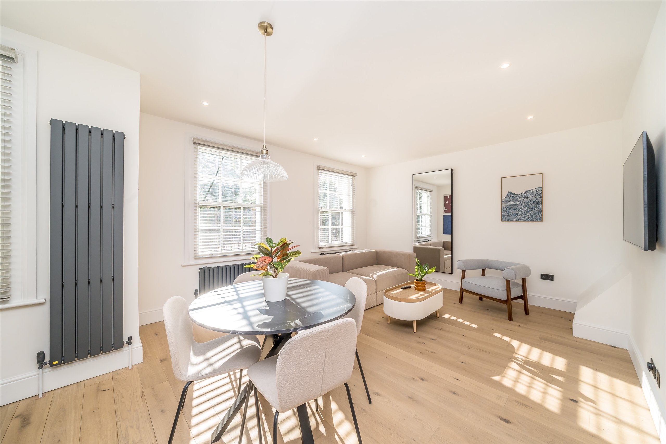 Flat Camberwell Green in Greater London