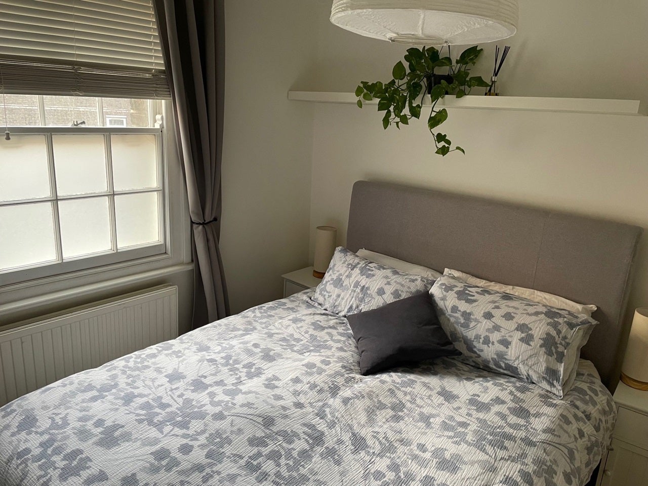 Flat Rawstorne Street in Greater London