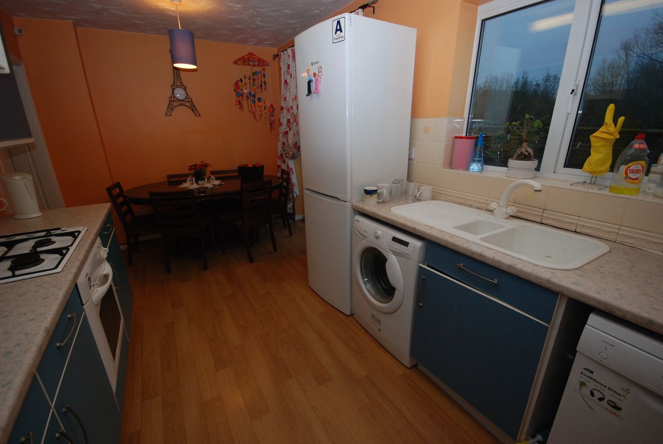House Gabor Close in Rugby