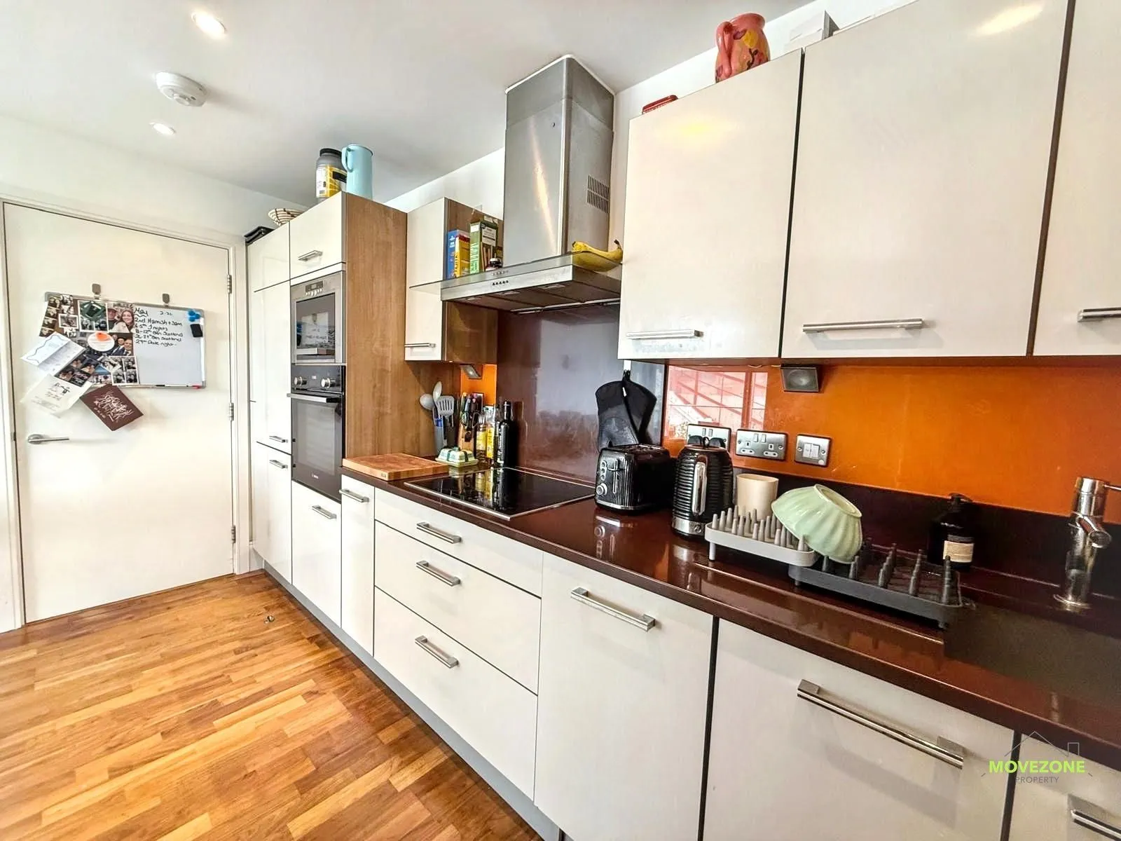 Flat Avenell Road in Greater London