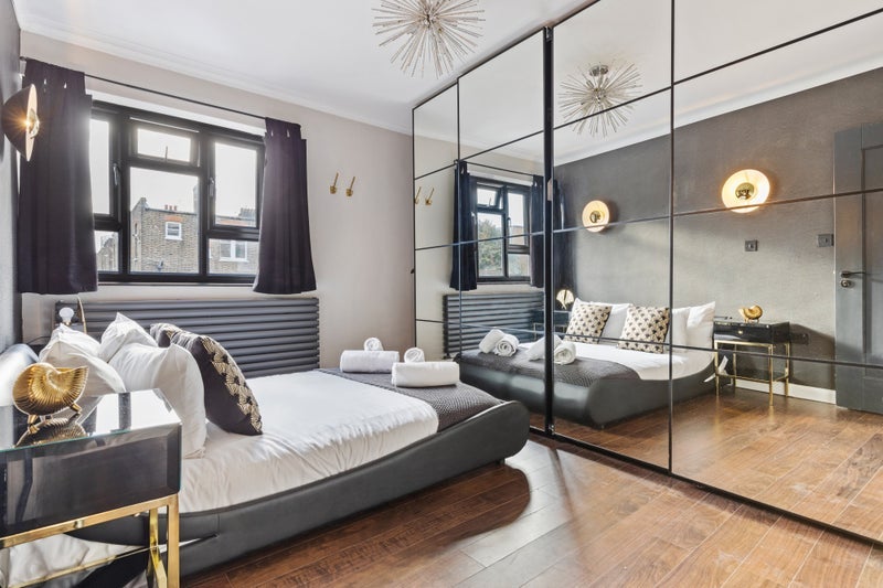 Flat Southey Road in Greater London
