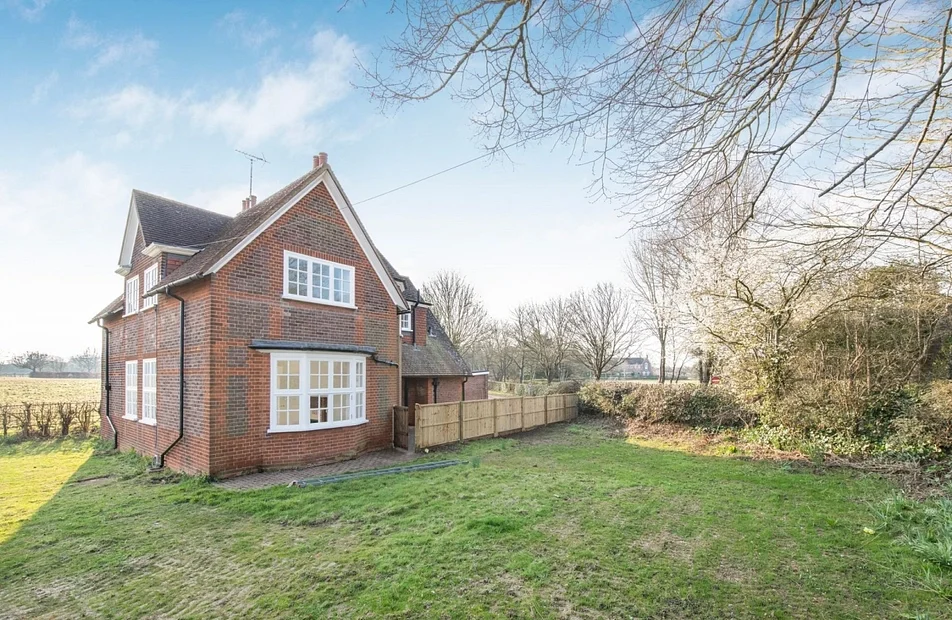 House Shenley Lane in St Albans