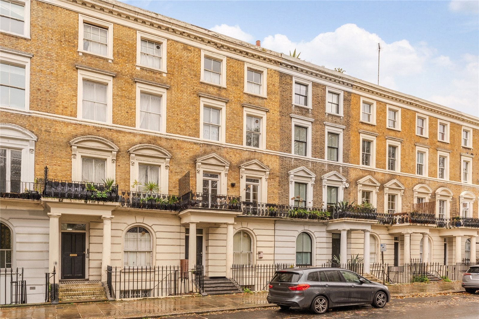 Flat Oakley Square in Greater London