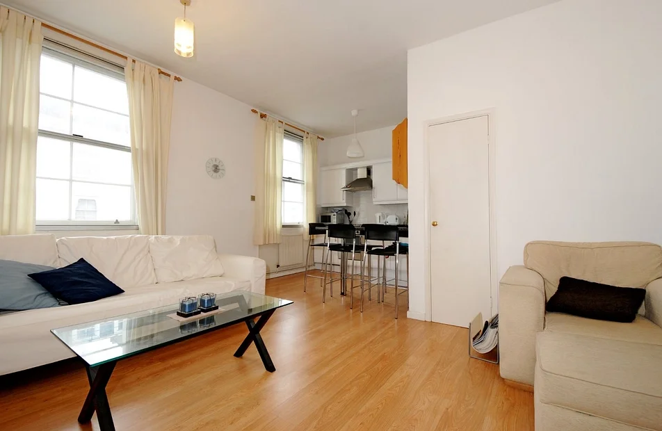 Flat Gloucester Terrace in City of Westminster