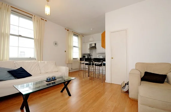 Flat Gloucester Terrace in City of Westminster