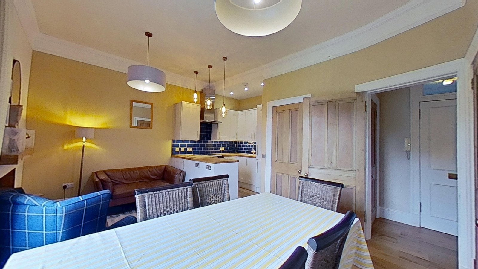 Flat Waverley Park Terrace in City of Edinburgh